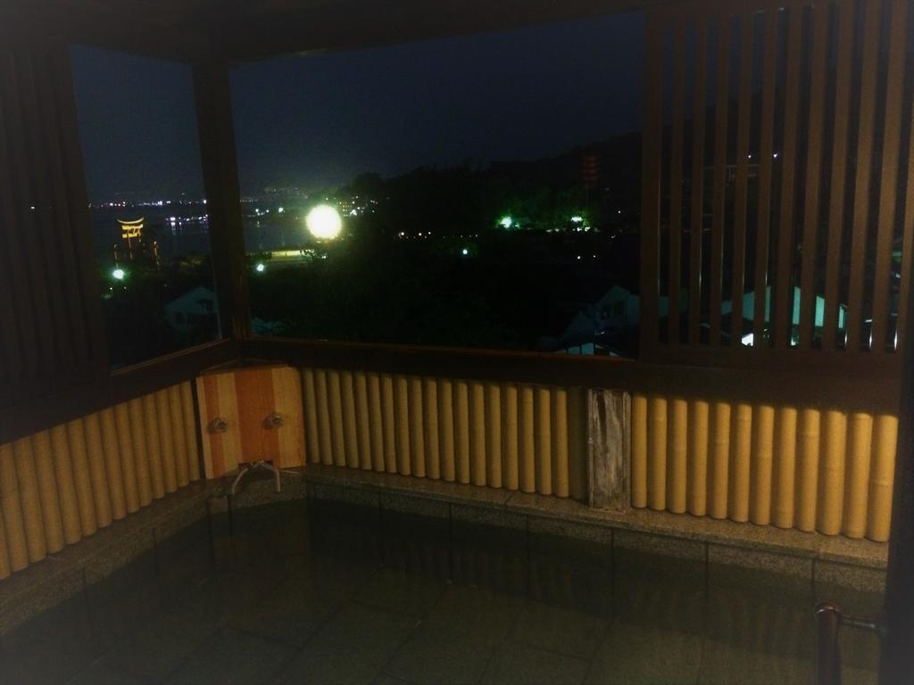 Jukeiso Hotel Hatsukaichi Exterior foto