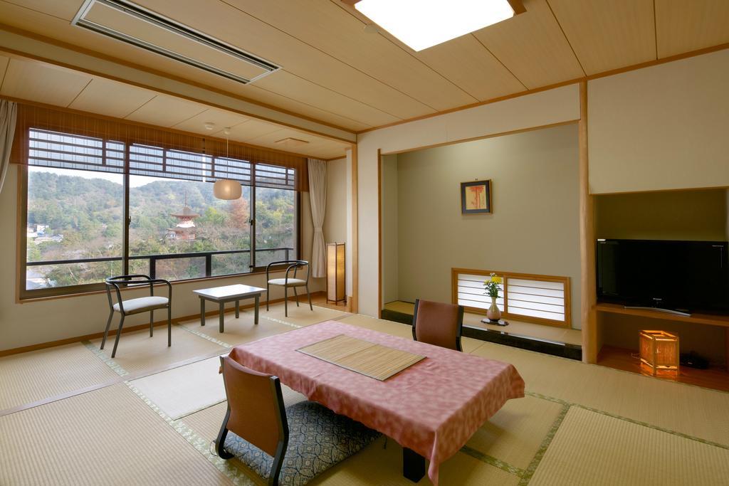 Jukeiso Hotel Hatsukaichi Exterior foto
