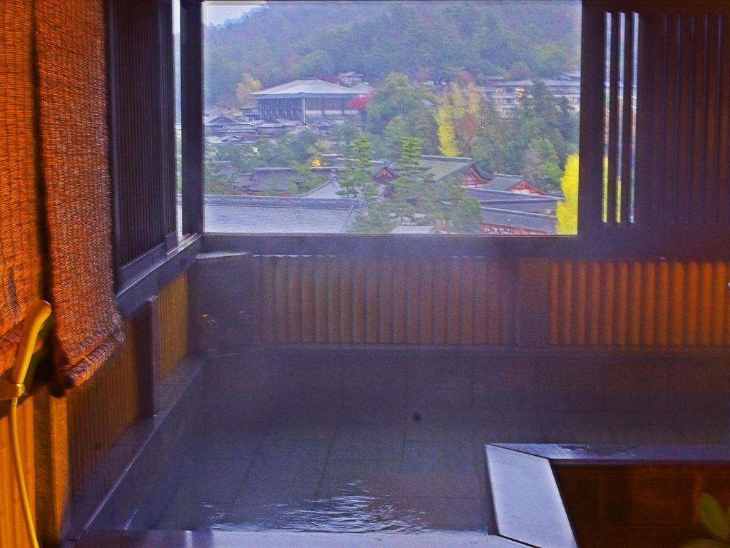 Jukeiso Hotel Hatsukaichi Exterior foto